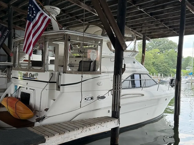 The Image of Sea Ray 380 Aft Cabin 2000 - 8051756