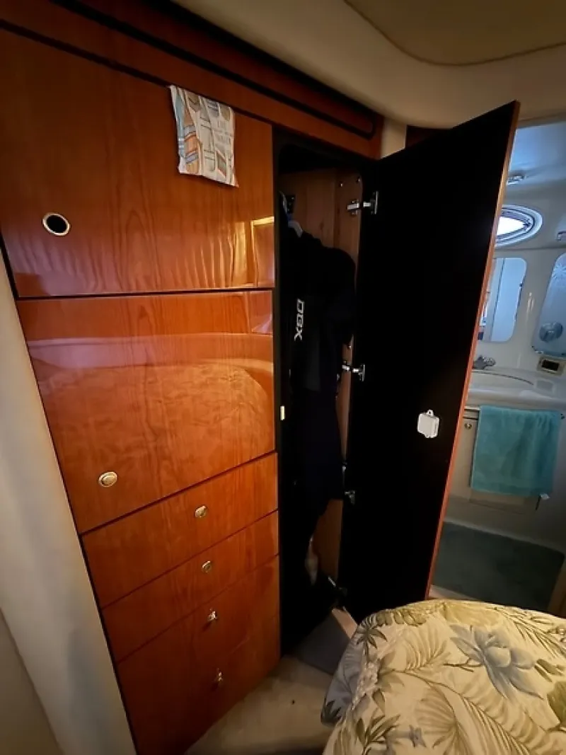 Slide: The Image of 0005894474 - 8051882