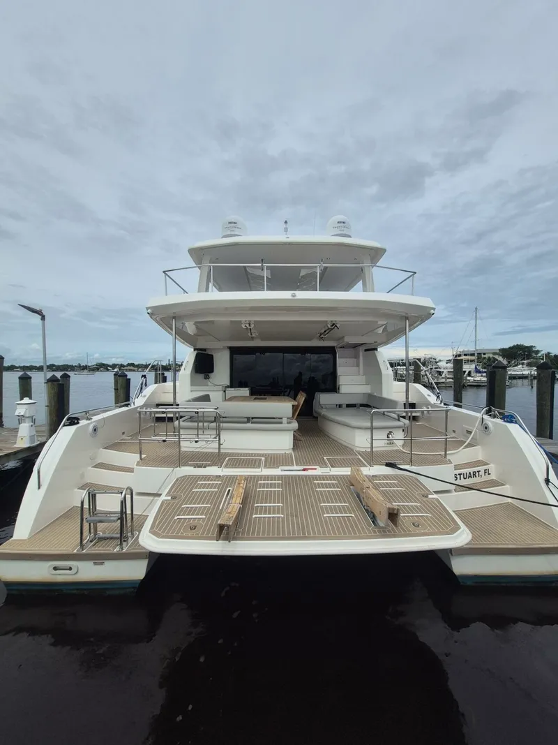 Slide: The Image of Leopard 53 Powercat 2023 - 8153835