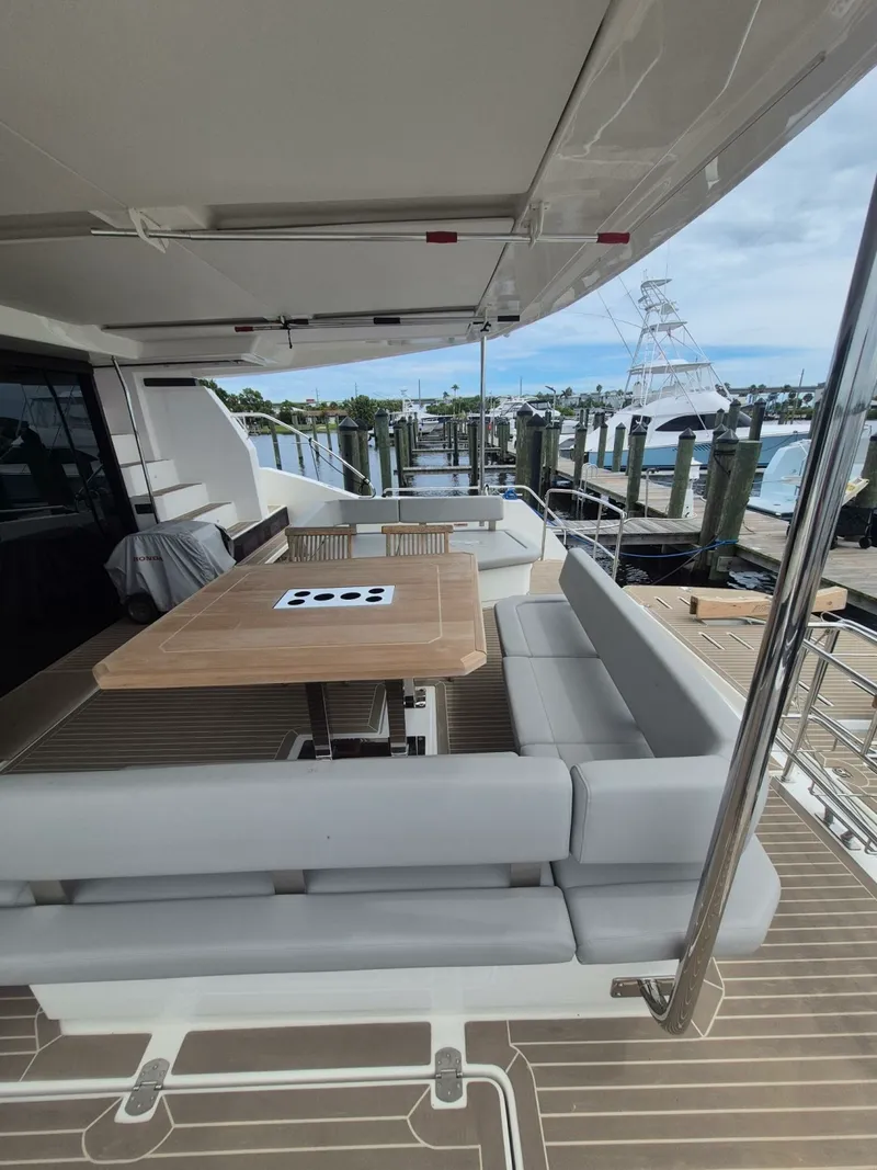 Slide: The Image of Leopard 53 Powercat 2023 - 8153847