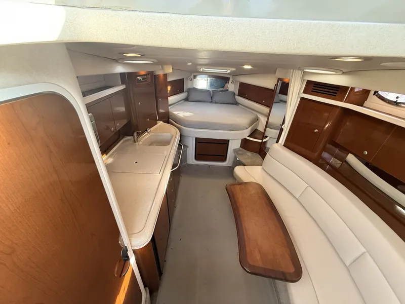 Slide: The Image of Sea Ray 34' Sundancer 2008 - 8054526