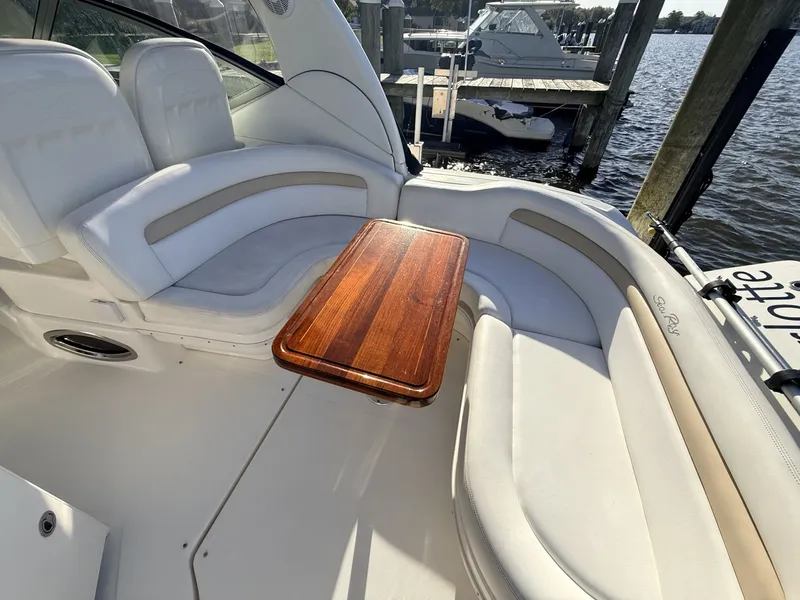Slide: The Image of Sea Ray 34' Sundancer 2008 - 8054537