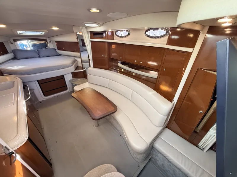 Slide: The Image of Sea Ray 34' Sundancer 2008 - 8054524