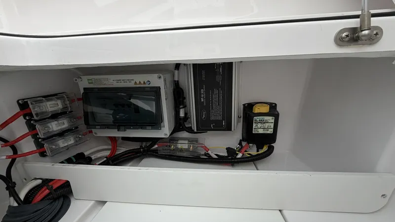 Slide: The Image of Axopar 28 Cabin w/Wet Bar 2023 - 8054748