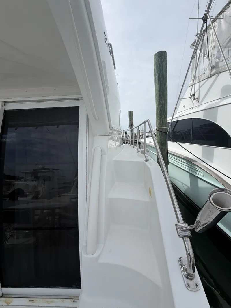 Slide: The Image of Carver Yachts 38 Super Sport 2005 - 8136804