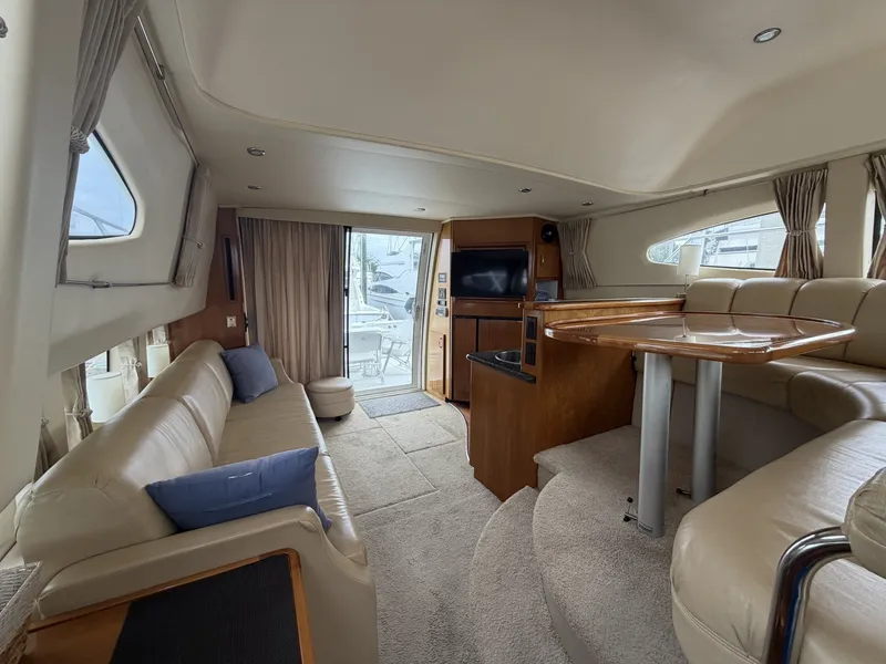 Slide: The Image of Carver Yachts 38 Super Sport 2005 - 8136821