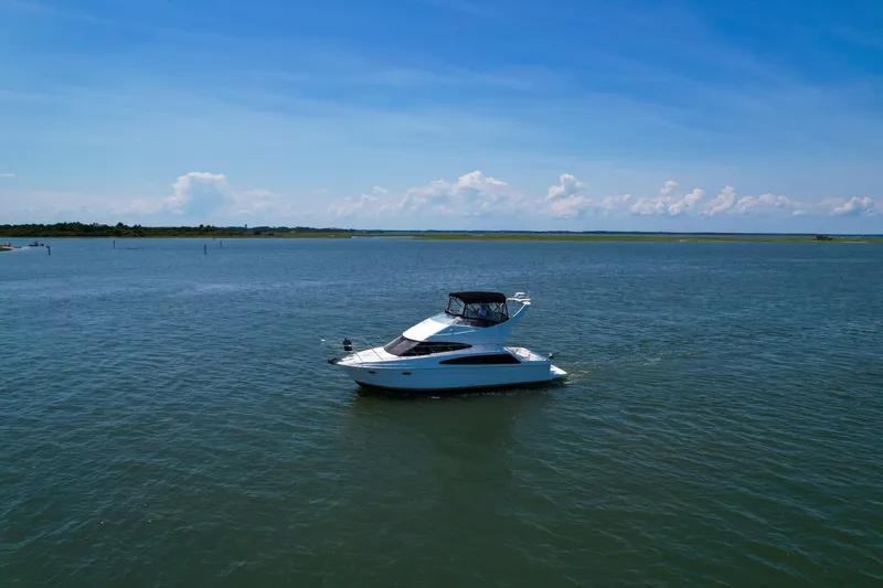 Slide: The Image of Carver Yachts 38 Super Sport 2005 - 8055561
