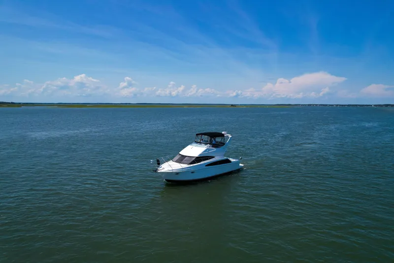 Slide: The Image of Carver Yachts 38 Super Sport 2005 - 8055562