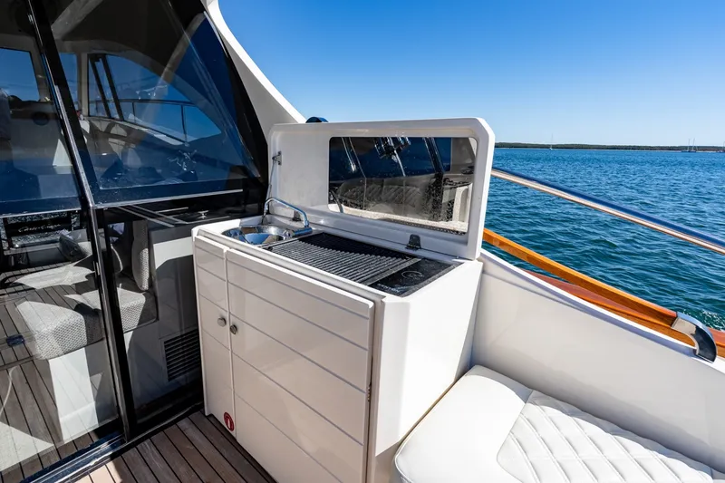 Slide: The Image of Chris-Craft 44 Commander 2018 - 8056030