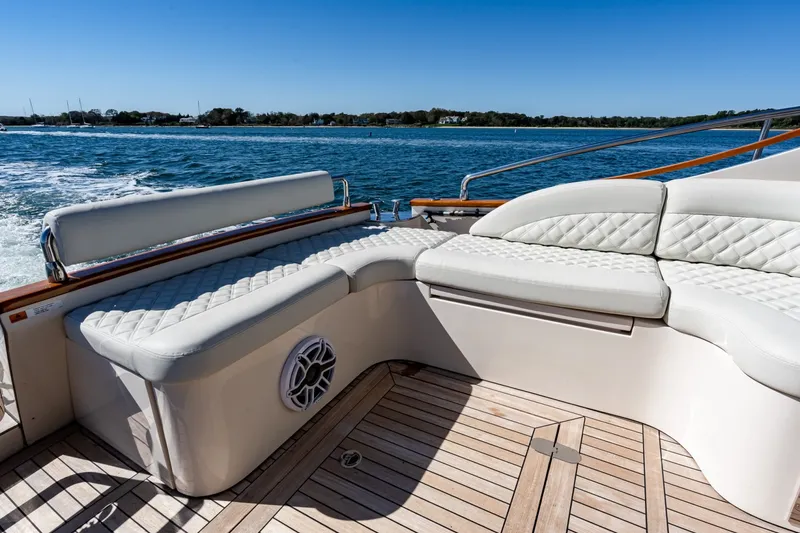 Slide: The Image of Chris-Craft 44 Commander 2018 - 8056028