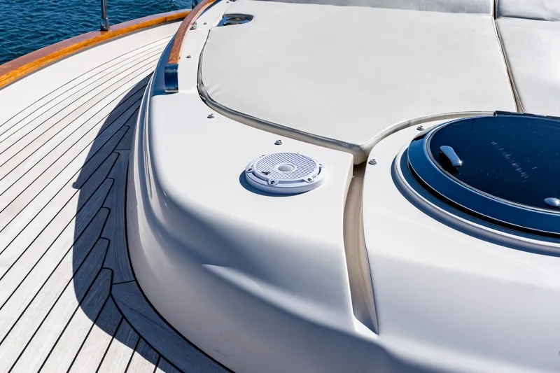 Slide: The Image of Chris-Craft 44 Commander 2018 - 8056017
