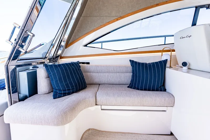 Slide: The Image of Chris-Craft 44 Commander 2018 - 8056048