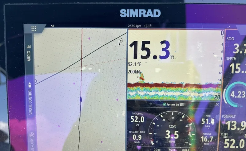 Slide: The Image of Sea Ray 250SDX 2021 - 8056080