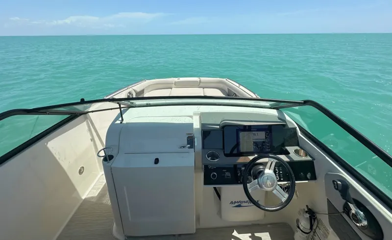 Slide: The Image of Sea Ray 250SDX 2021 - 8056076