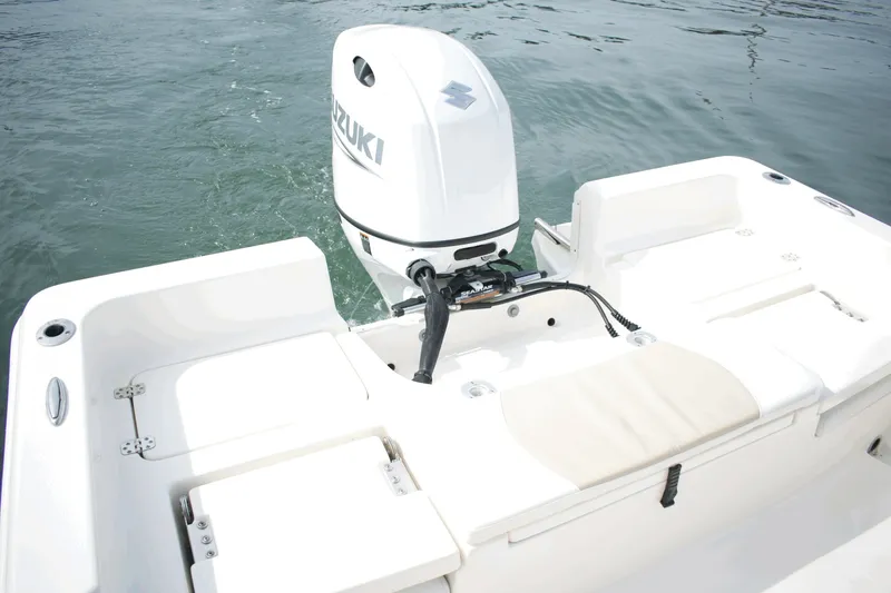 Slide: The Image of Bulls Bay 2200 XS 2025 - 8057766