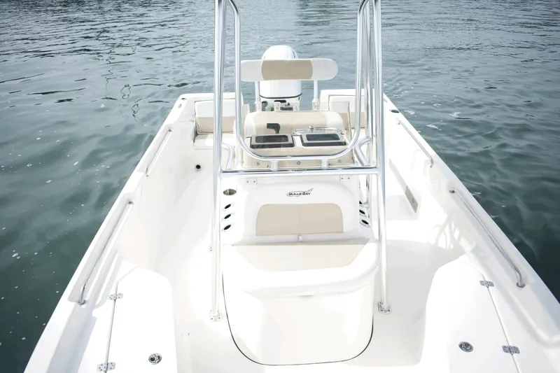Slide: The Image of Bulls Bay 2200 XS 2025 - 8057747