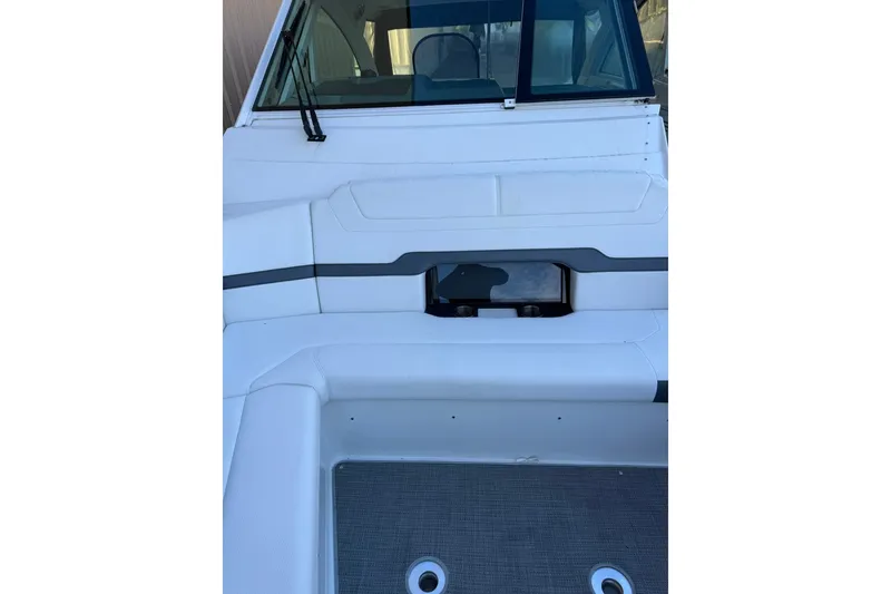 Slide: The Image of Formula 380 Super Sport Crossover I/O 2022 - 8146631