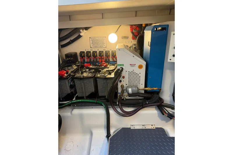 Slide: The Image of Formula 380 Super Sport Crossover I/O 2022 - 8146806
