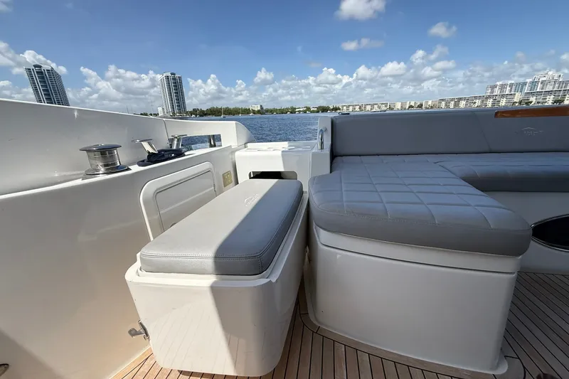 Slide: The Image of Azimut 54 2015 - 8058159