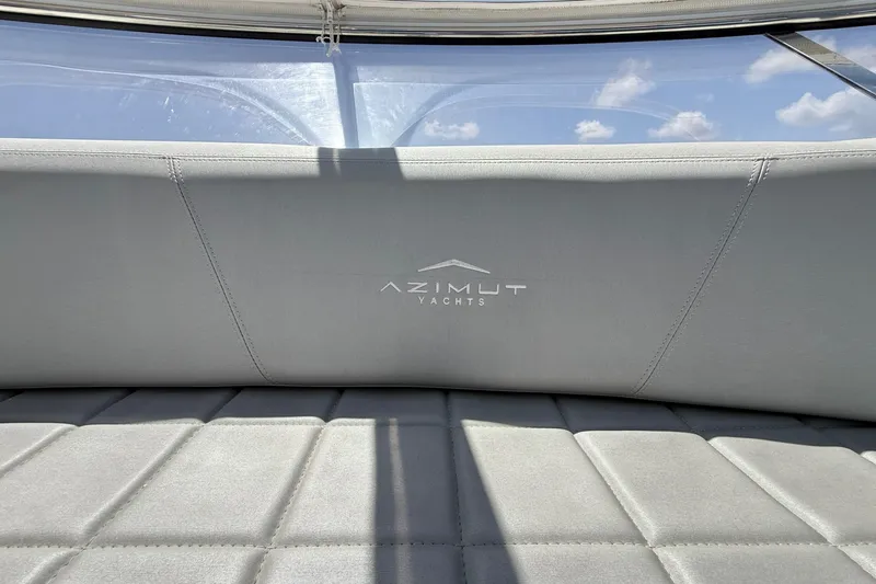 Slide: The Image of Azimut 54 2015 - 8058025