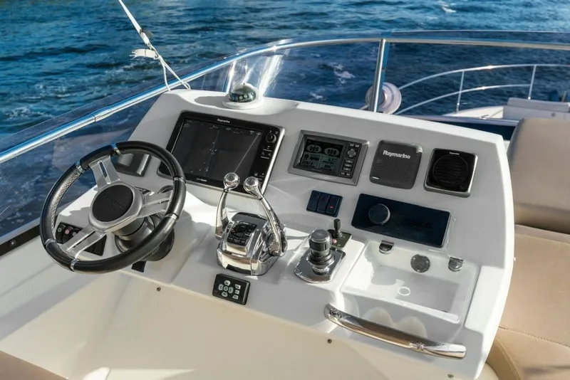 Slide: The Image of Prestige 550 2015 - 8058035