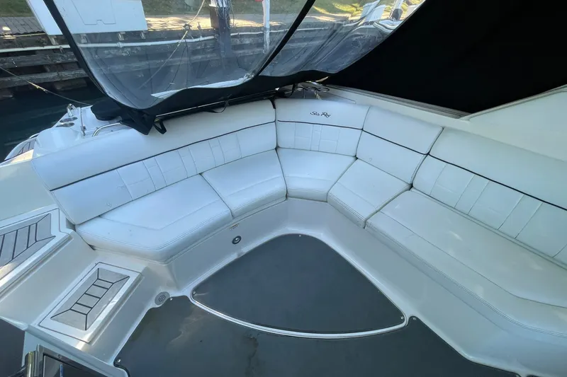 Slide: The Image of Sea Ray SLX 350 2015 - 8058201