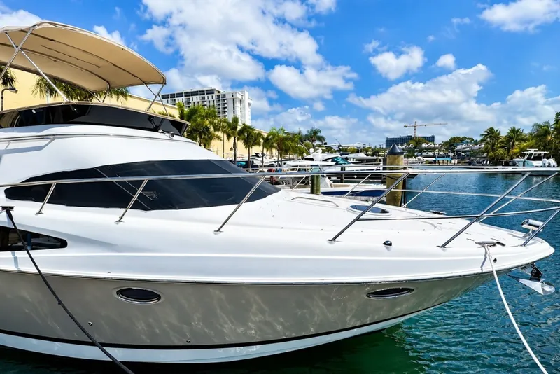 Slide: The Image of Regal 4080 Sportyacht 2009 - 8147865