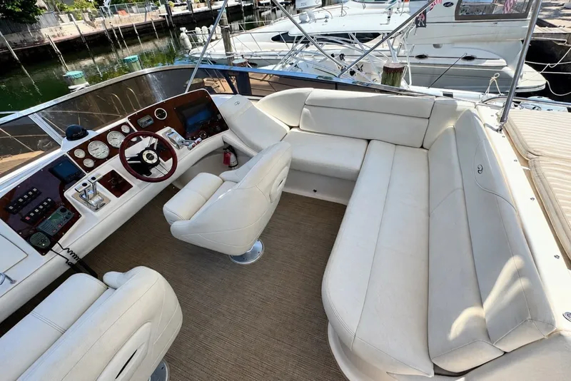 Slide: The Image of Regal 4080 Sportyacht 2009 - 8147871