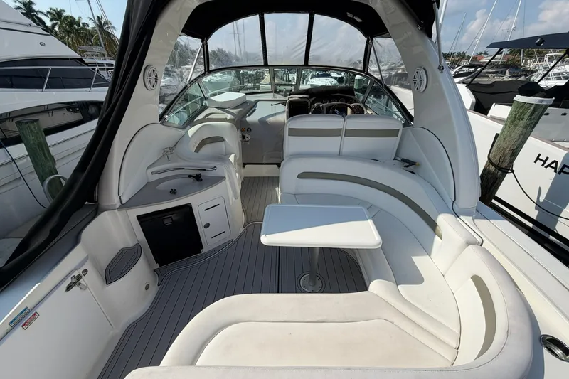 Slide: The Image of Sea Ray Sundancer 320 2006 - 8148230
