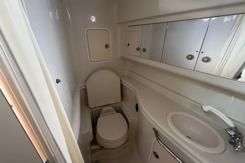 Slide: The Image of Sea Ray Sundancer 320 2006 - 8058308
