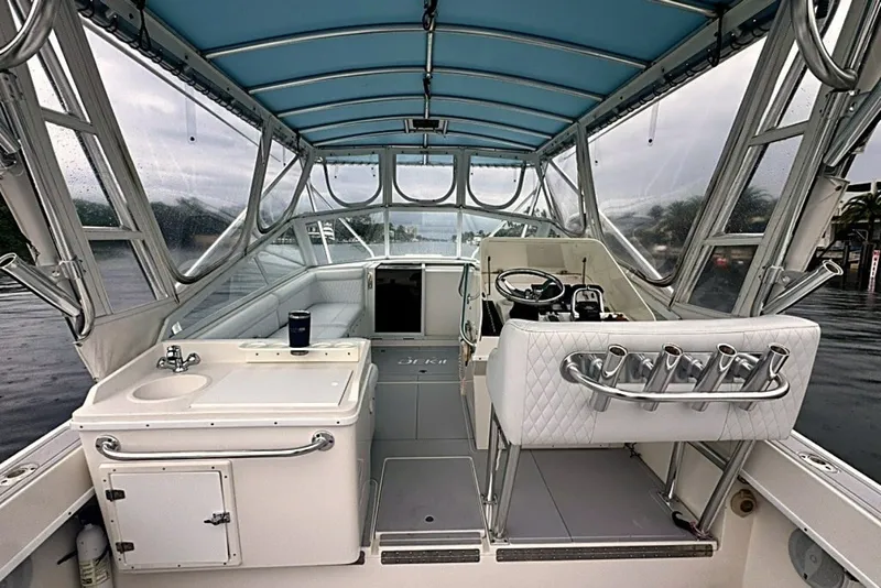 Slide: The Image of Contender 35 Side Console 2003 - 8058283