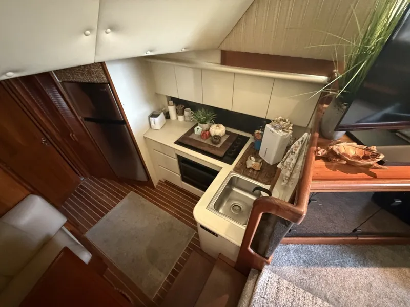 Slide: The Image of Viking 44 Aft Cabin Motor Yacht 1990 - 8144350