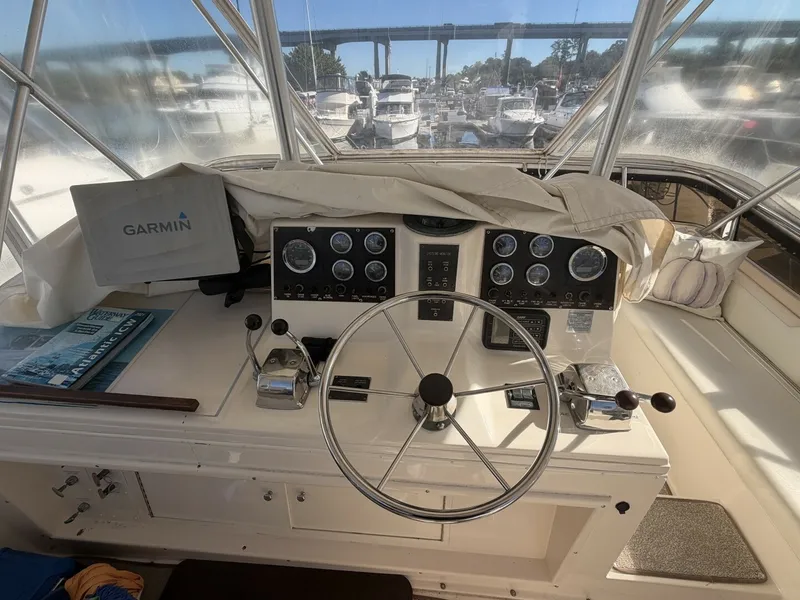 Slide: The Image of Viking 44 Aft Cabin Motor Yacht 1990 - 8144329