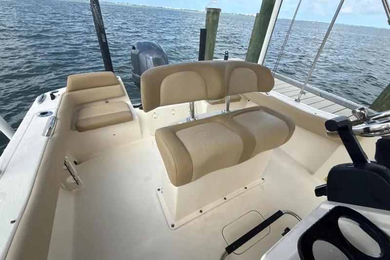 Slide: The Image of Scout 195 Sportfish 2021 - 8064228