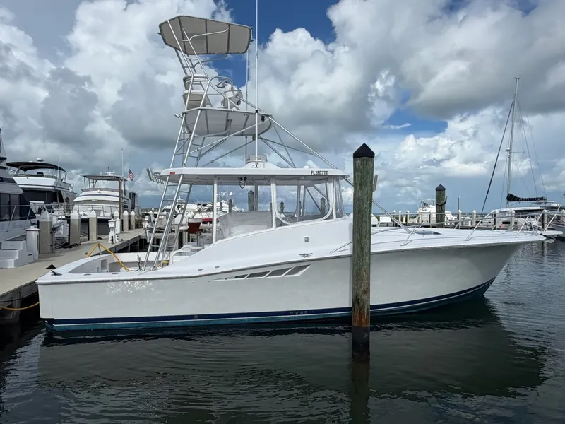 Slide: The Image of 40 Open Luhrs docked at a marina - 8064869