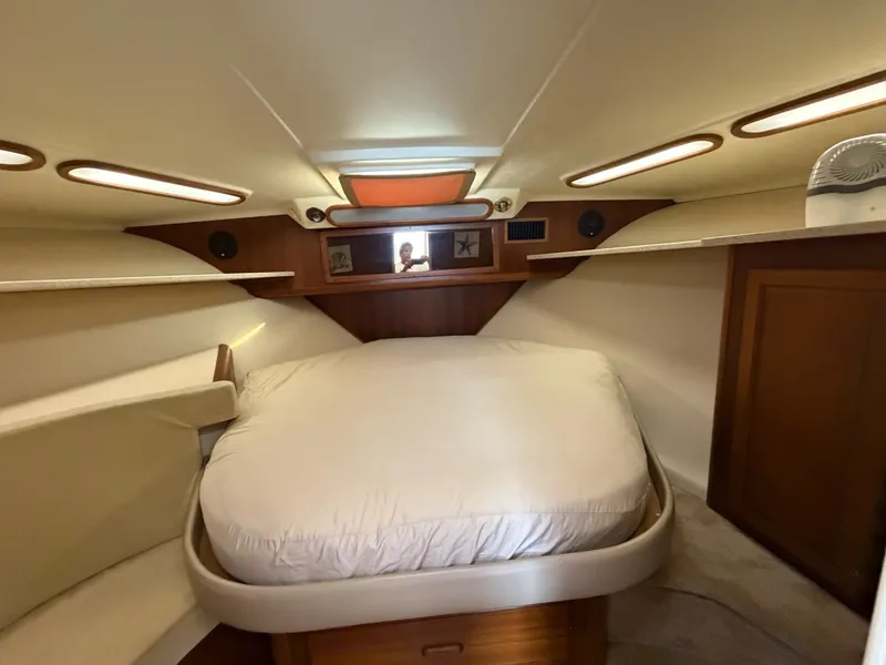 Slide: The Image of Stateroom of the 40 Open Luhrs - 8064901