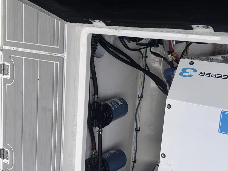 Slide: The Image of Sea Fox 36 2023 - 8136513