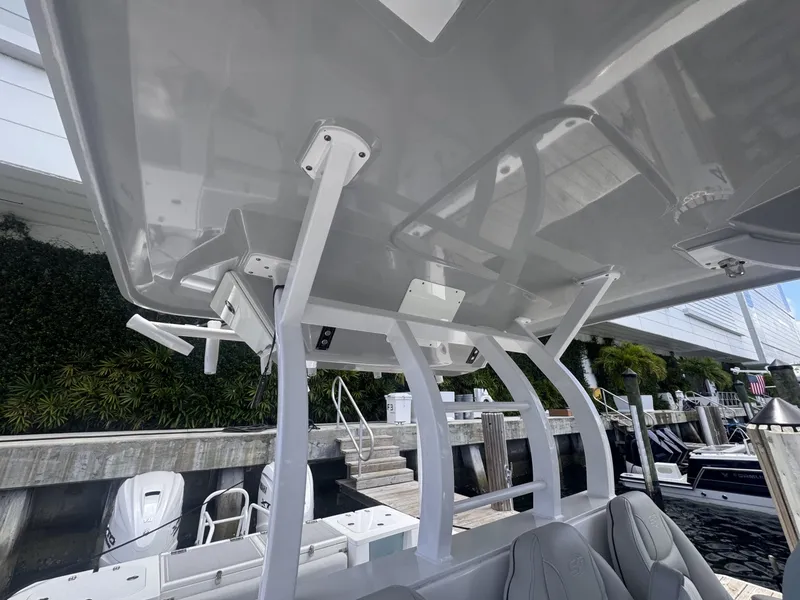 Slide: The Image of Sea Fox 36 2023 - 8136507
