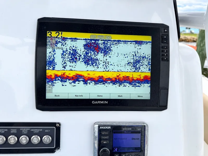 Slide: The Image of Sea Fox 266 Commander 2019 - 8065249