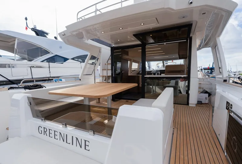 Slide: The Image of Greenline 50 Fly 2027 - 8066355