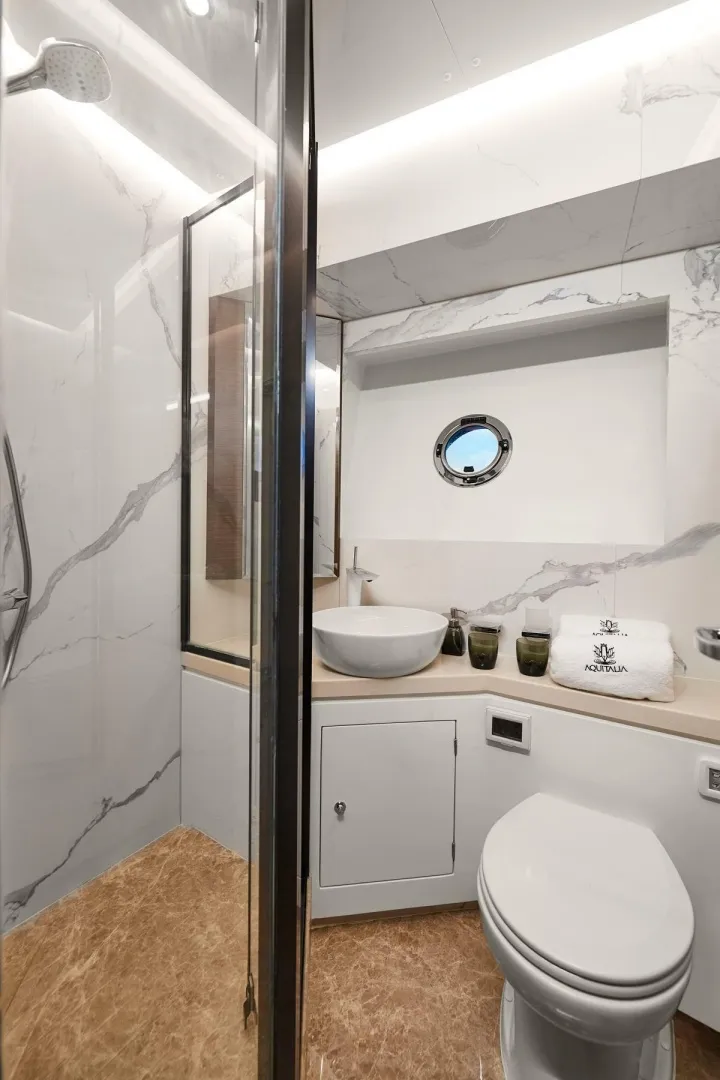 Slide: The Image of Aquitalia Fly 78 2023 - 8136625