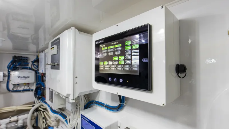 Slide: The Image of 2017 72 Viking Enclosed Bridge Share-E Bridge Engine Room (8) - 8087279