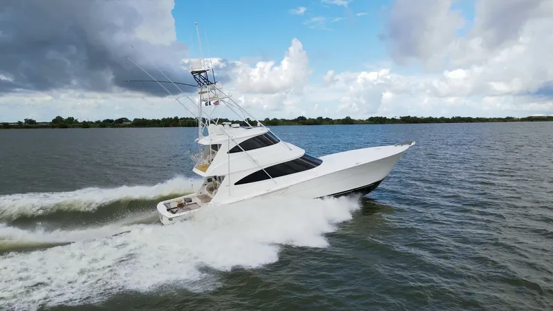 Slide: The Image of 2017 72 Viking Enclosed Bridge Share-E Exterior (1) - 8087290
