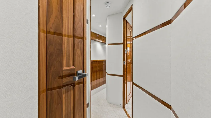 Slide: The Image of 2017 72 Viking Enclosed Bridge Share-E Hallway (3) - 8087229