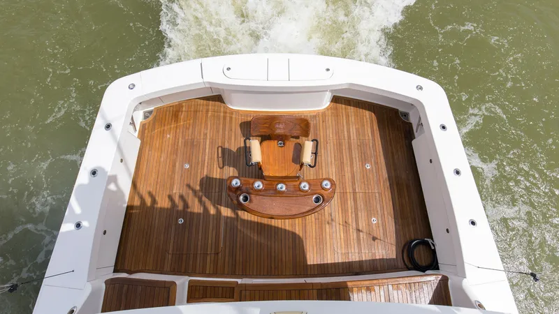 Slide: The Image of 2017 72 Viking Enclosed Bridge Share-E Bridge Deck (2) - 8087248