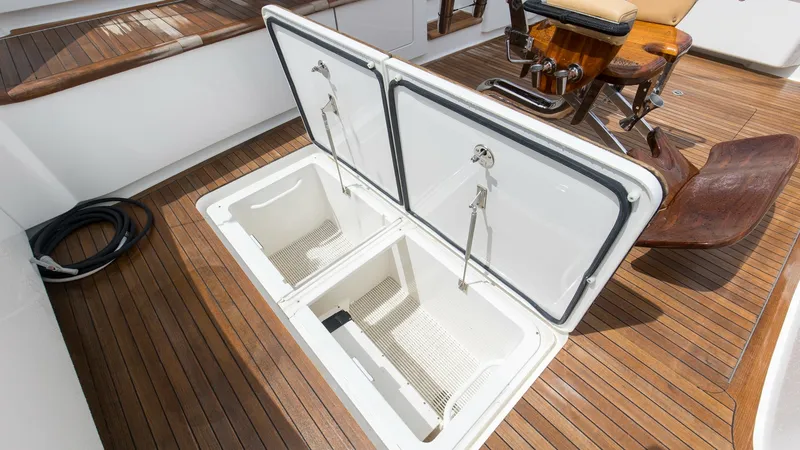 Slide: The Image of 2017 72 Viking Enclosed Bridge Share-E Rear Deck (12) - 8087269