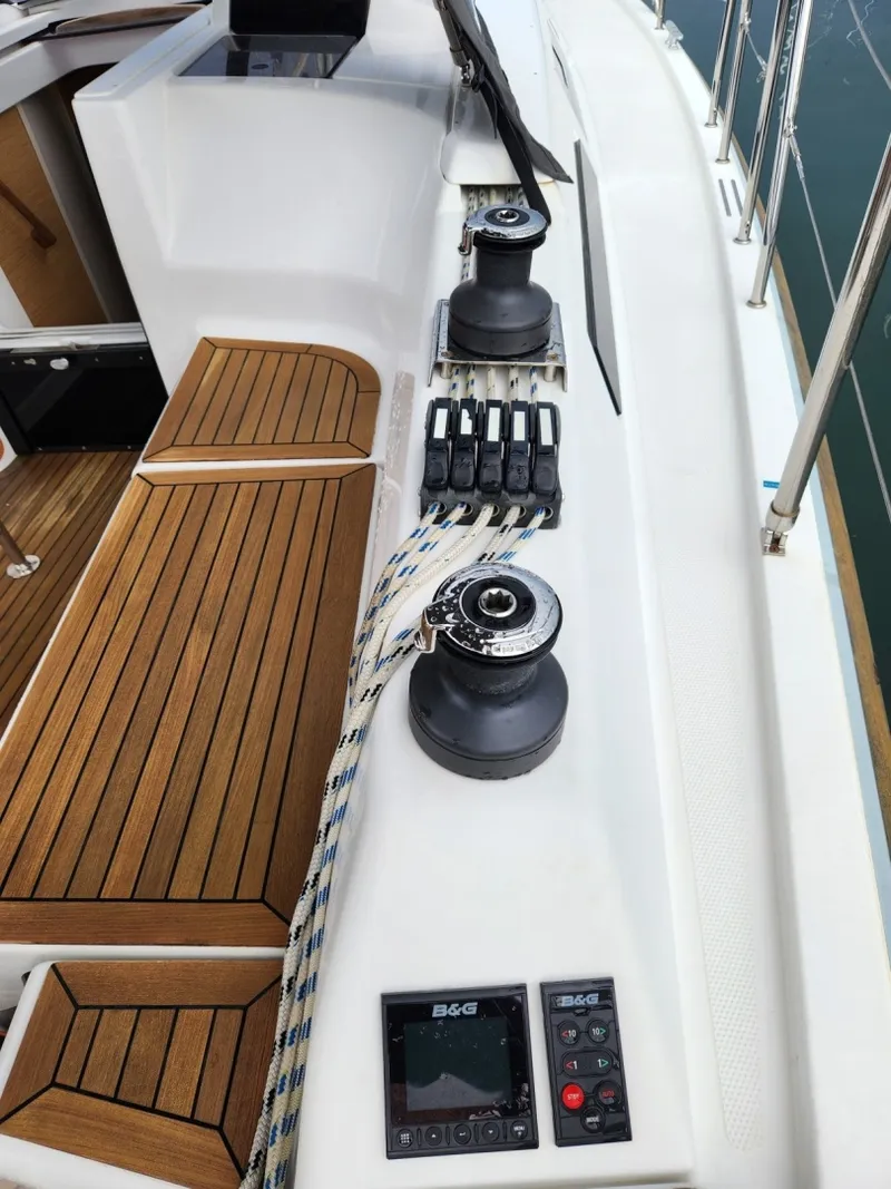 Slide: The Image of Hanse 348 2022 - 8136562