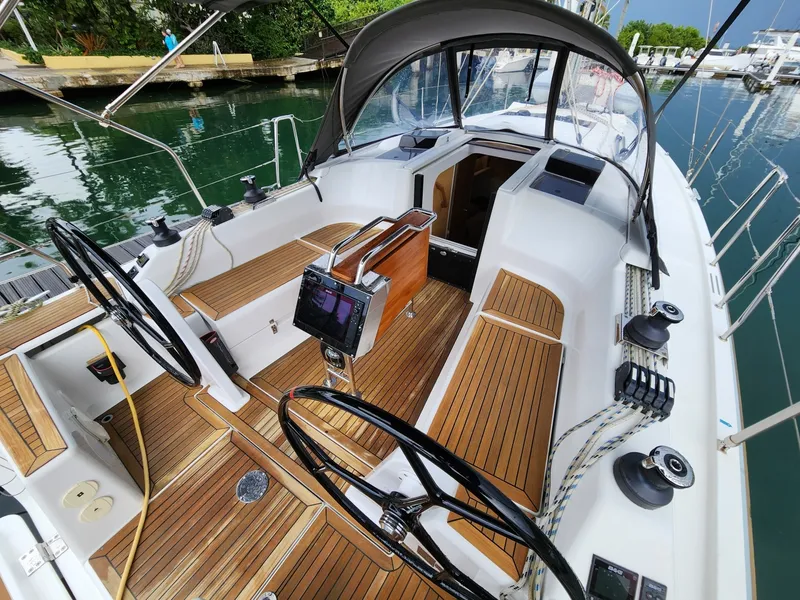 Slide: The Image of Hanse 348 2022 - 8136561