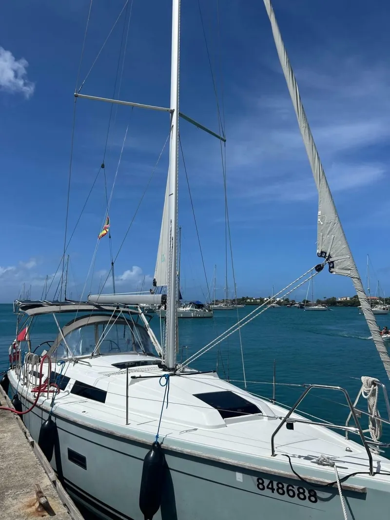 Slide: The Image of Hanse 348 2022 - 8136580