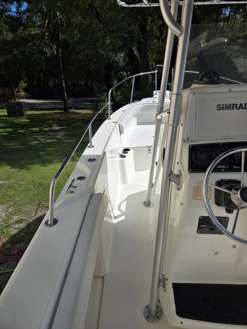 Slide: The Image of Boston Whaler Outrage 2000 - 8139711